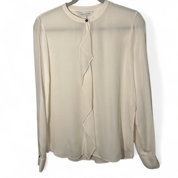 Diane Von Furstenberg Size 8 Silk Ivory Blouse with Ruffle - Picture 3 of 8
